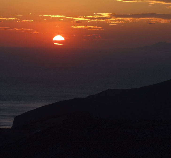 Διαμονή στο Moniasma sunset living στη Φολέγανδρο